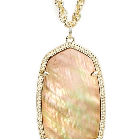 Kendra Scott Rae with Brown Mother of Pearl Pendant - Picture 4 of 4